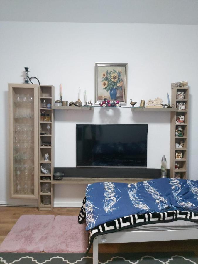 1 Zimmerwohnung Mit Kueche, Balkon Und Badezimmer In Duesseldorf Apartmen Экстерьер фото